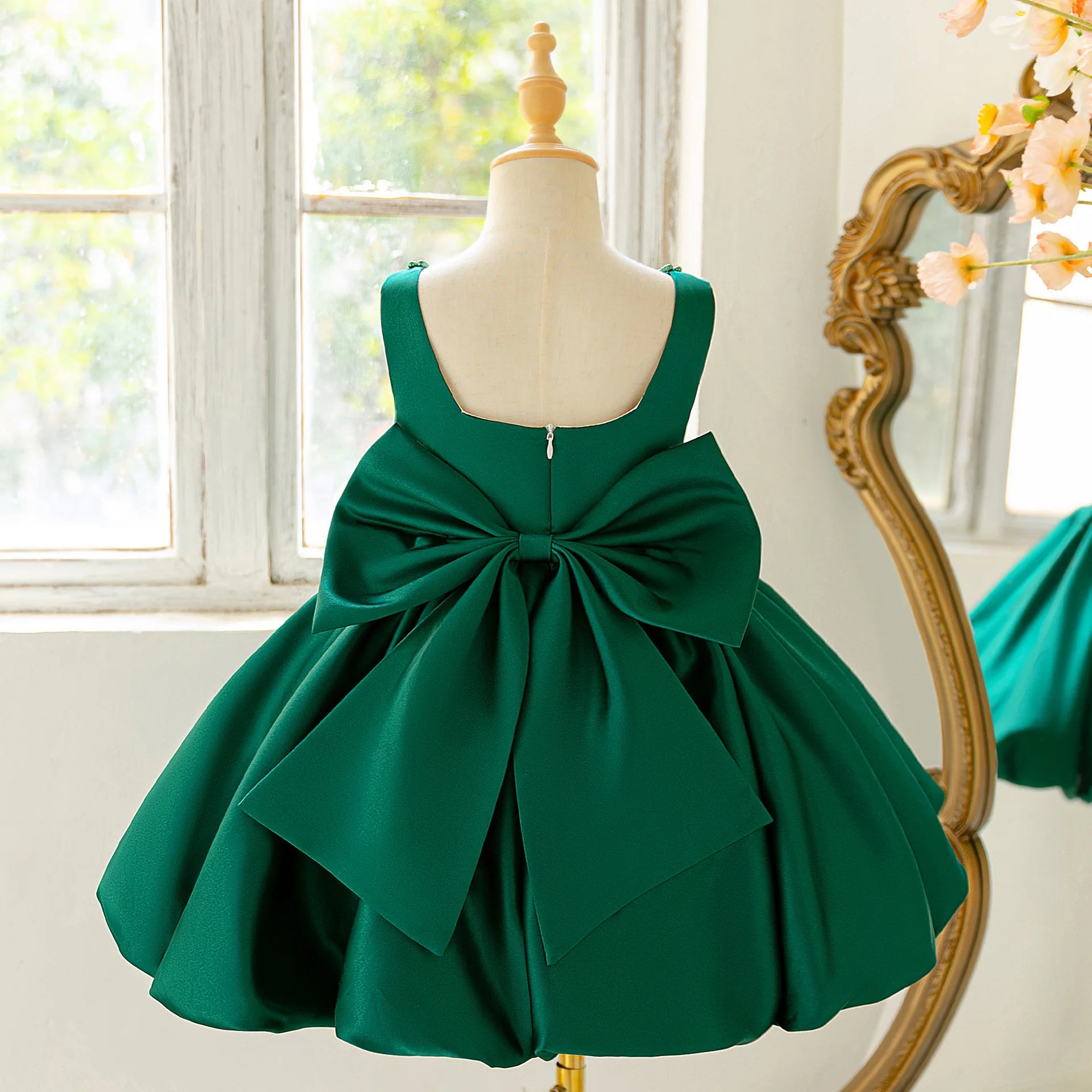 Girls Party Dresses Elegant Pearls Big Bow Princess Dress Baby Girl 1st Birthday Baptism Gown Wedding Birthday Party Girls Dress