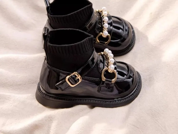 Autumn Winter Girls' Baby Shoes Fleece Lined Short Boots Soft Soled Walking Shoes Princess Leather Shoes for Toddlers
