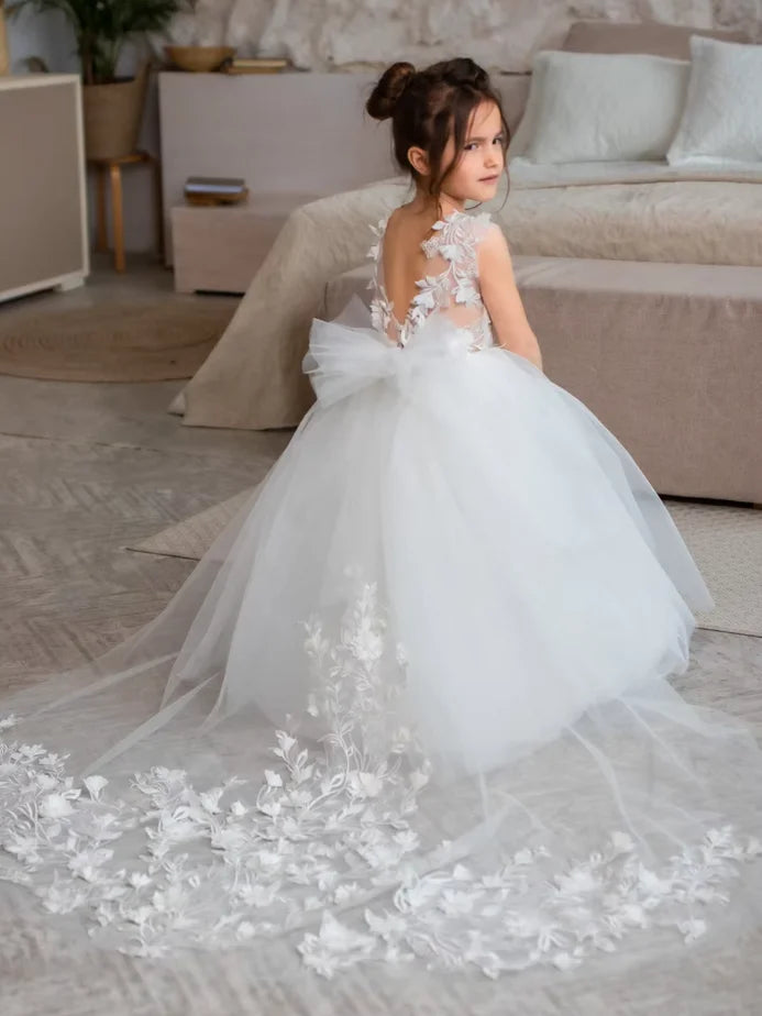 Lace Applique Tulle Flower Girl Dress for Wedding Sleeveless Long Bow Knot V-Back Elegant Formal Dresses