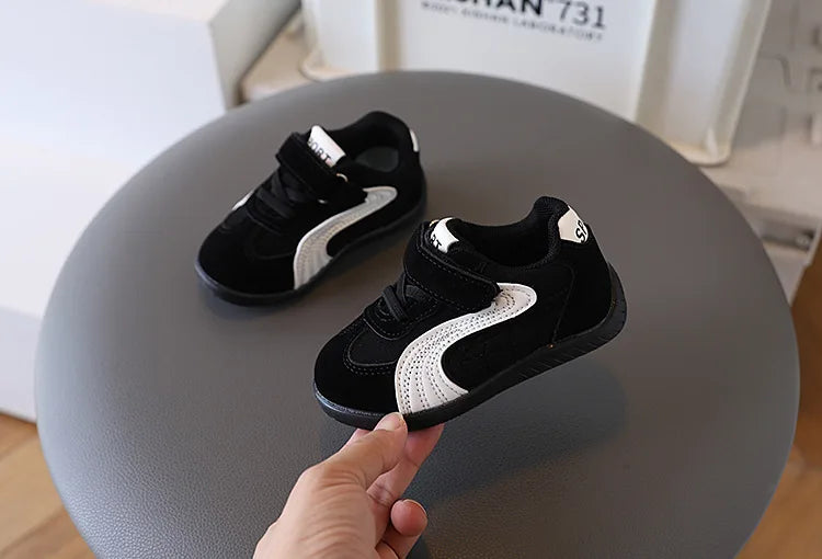 Baby Walking Shoes Autumn New Style Girls RetroStyle Soft Sole Non Slip Casual Shoes Boys BreathableVersatile Forrest Gump Shoes
