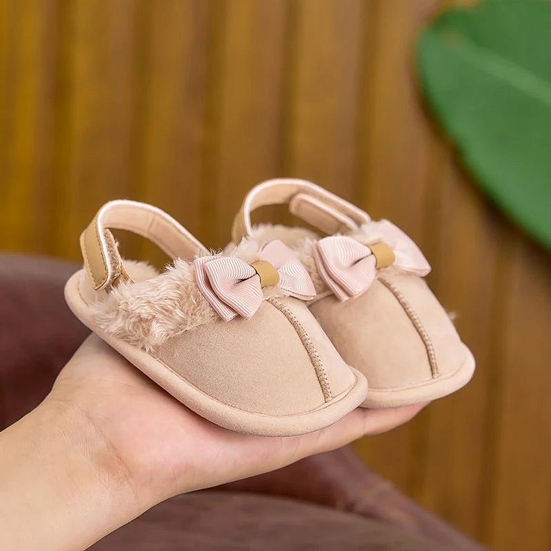 Spring, Autumn, and Winter Baby Girl Shoes for 0-1 Year Olds, Indoor Home Slippers with Velcro and Bowknot, Casual Soft-Soled Cute Plush Slippers for Baby Girls, Suitable for Both Indoor and Outdoor Use