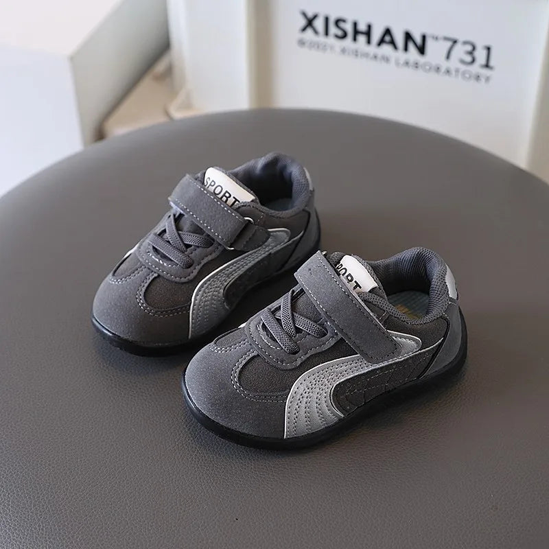 Baby Walking Shoes Autumn New Style Girls RetroStyle Soft Sole Non Slip Casual Shoes Boys BreathableVersatile Forrest Gump Shoes