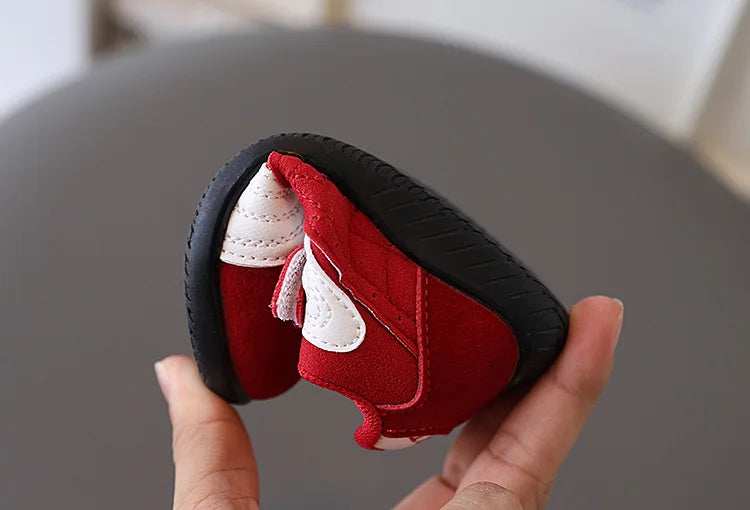 Baby Walking Shoes Autumn New Style Girls RetroStyle Soft Sole Non Slip Casual Shoes Boys BreathableVersatile Forrest Gump Shoes