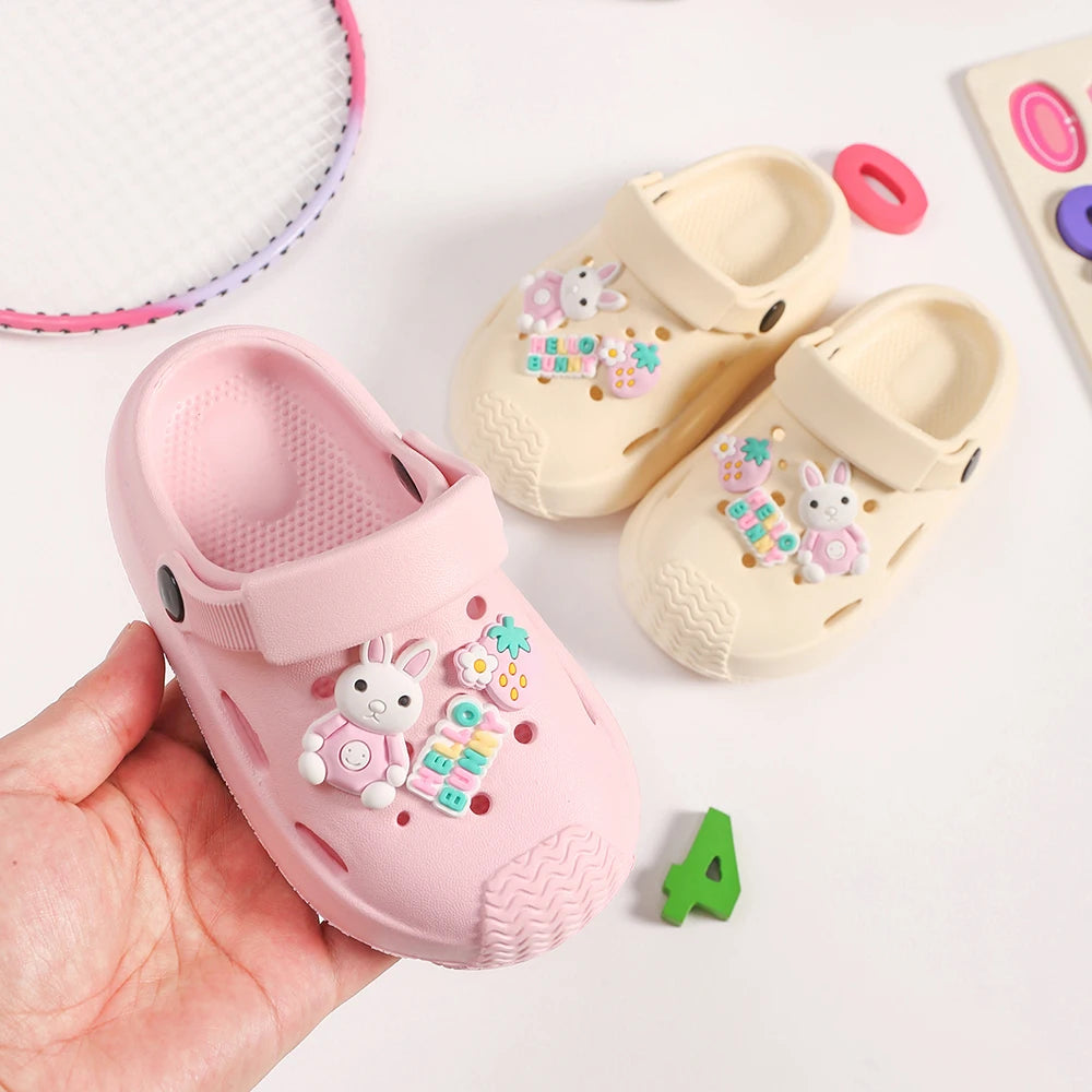 Slippers Baby Shoe Sandals Mules Breathable Girls Slippers with Soft Sole for Indoor Outdoor Activities and Anti-Slip Design