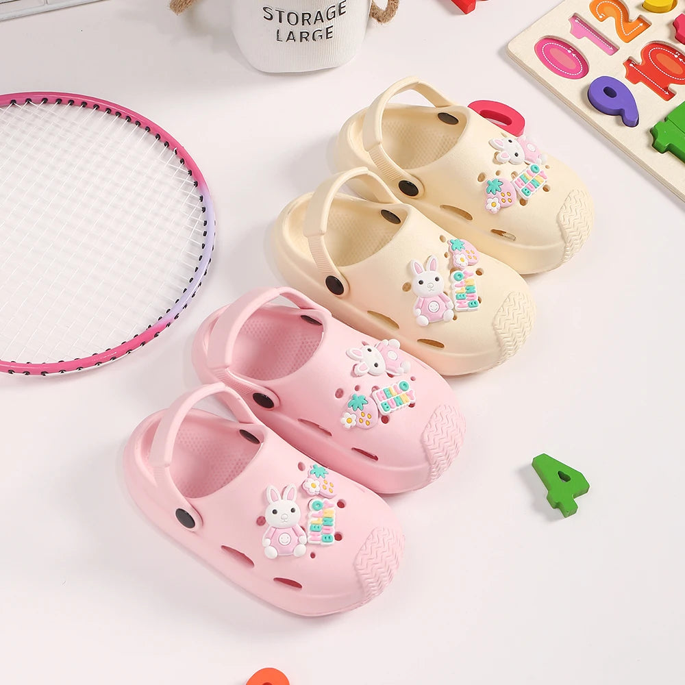 Slippers Baby Shoe Sandals Mules Breathable Girls Slippers with Soft Sole for Indoor Outdoor Activities and Anti-Slip Design